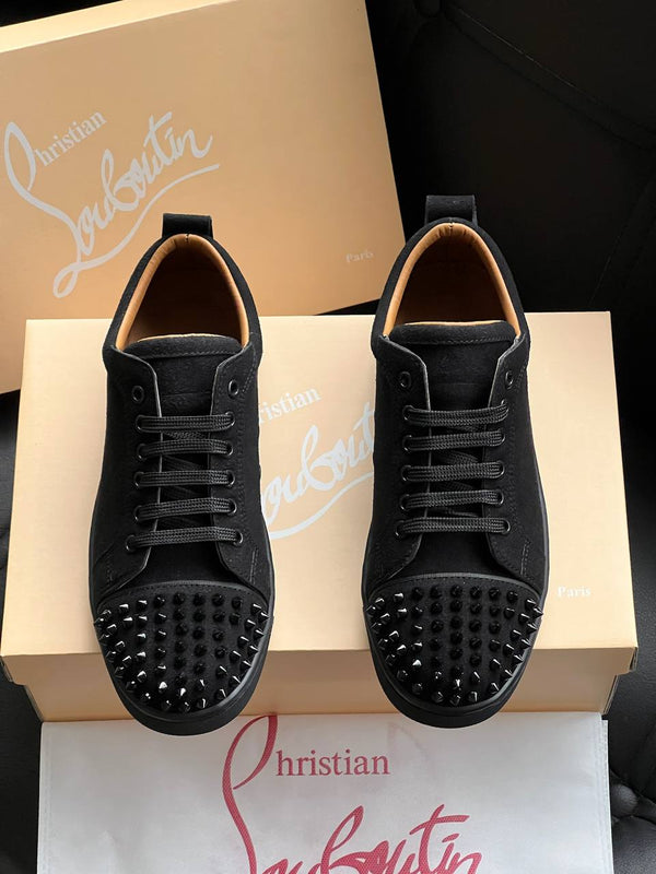 Louboutin pins 📌 2026